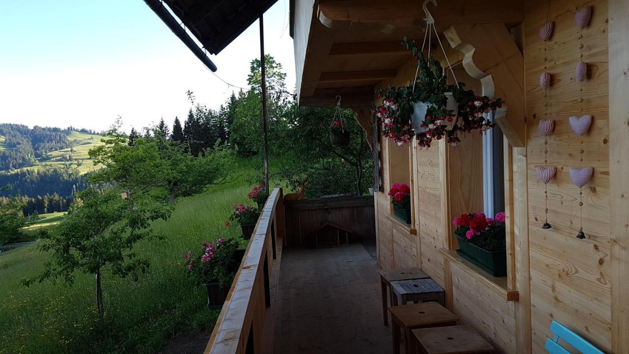 B&B Kraettli Eggiwil ภายนอก รูปภาพ