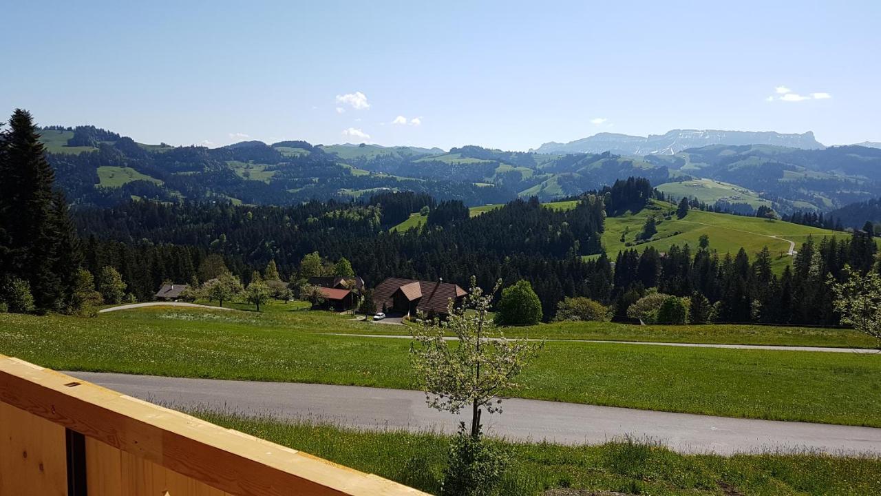 B&B Kraettli Eggiwil ภายนอก รูปภาพ
