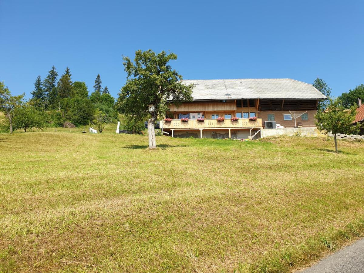 B&B Kraettli Eggiwil ภายนอก รูปภาพ